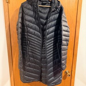 Mountain Hardwear Women’s Jacket Q. Shield 800 Down Long Hooded Puffer XL Black